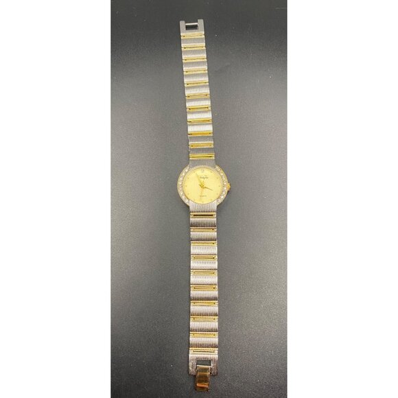 Vanity Fair Quartz Womens Watch Gold Face Crystals Two-Tone Band New Battery - Picture 3 of 6